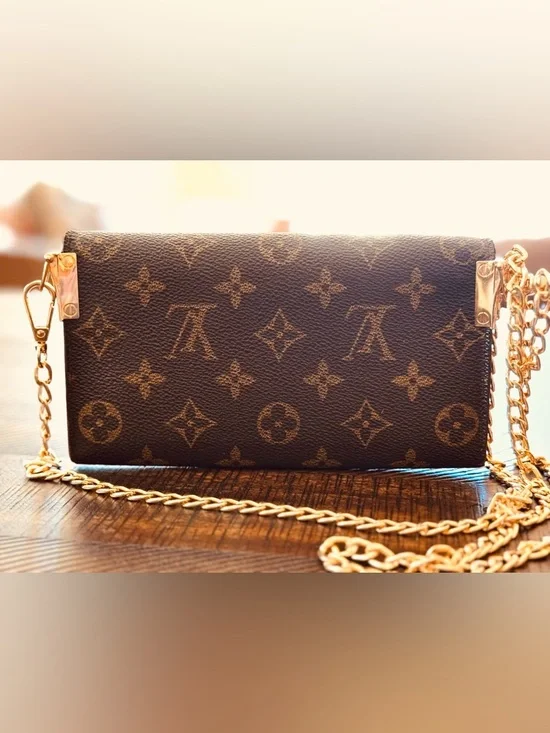 Louis Vuitton vintage Sarah monogram wallet converted Crossbody 2000 France - Picture 4 of 17